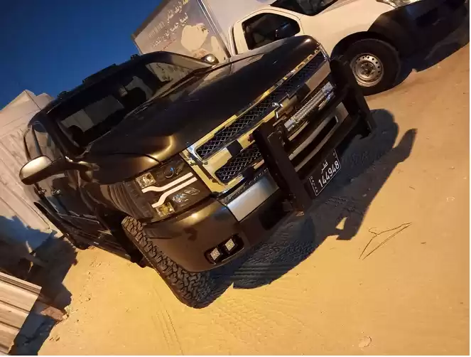 مستعملة Chevrolet Silverado للبيع في الدوحة #5102 - 1  صورة 